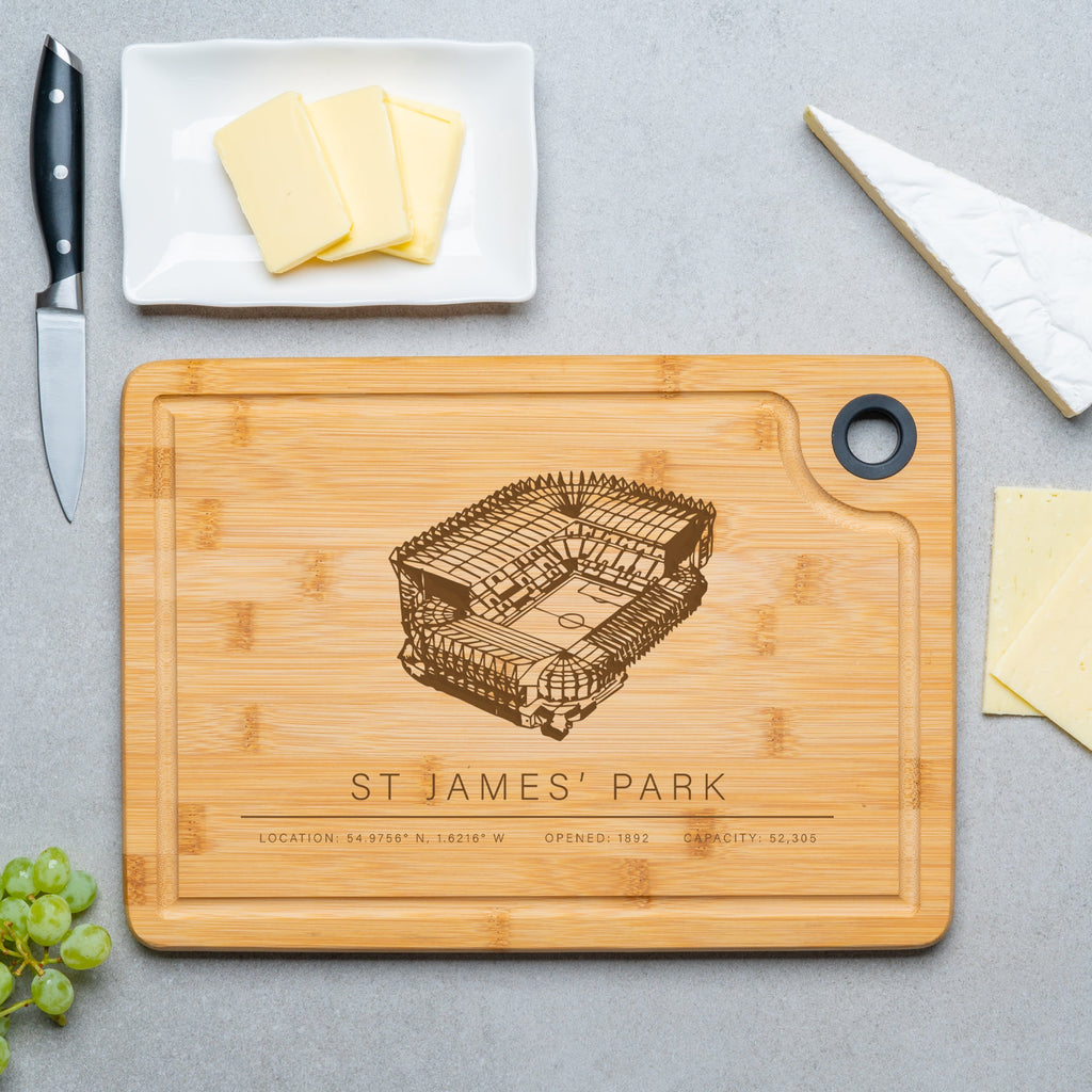 St James' Park Engraved Bamboo Chopping Board – A Tribute to Newcastle United's Historic Stadium - YouPersonalise